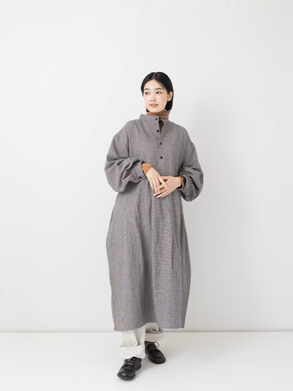 Veritecoeur Front Yoke Dress