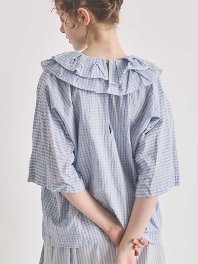 Veritecoeur Tuck Frill Pullover
